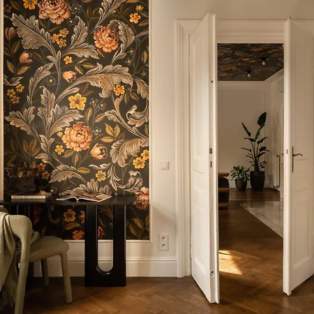Tyzenhauz Villas-2
